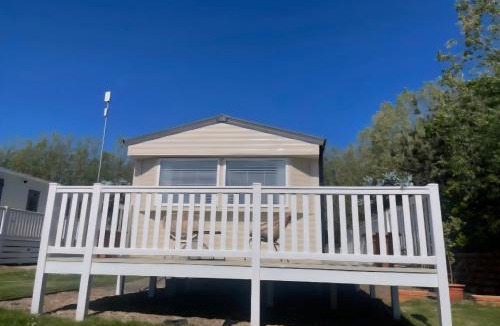 Coldingham House | Seashells - Exclusive Private Area to Side