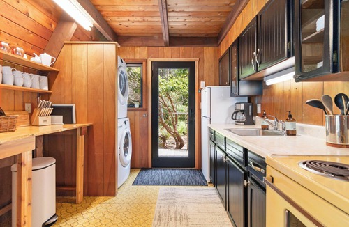 Juan de Fuca Electoral Area Cabin | Seaside A-Frame Cabin with Barrel Sauna near French Beach