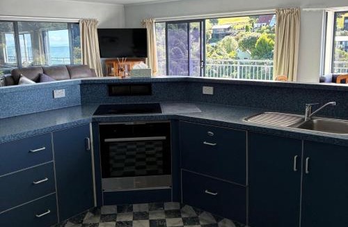 Kaiteriteri House | Seaside At Stephens Bay