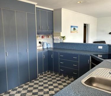 Kaiteriteri House | Seaside At Stephens Bay