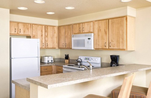 Seaside Condo | Seaside! Condo with ocean view, grill on balcony, beach access from the resort.