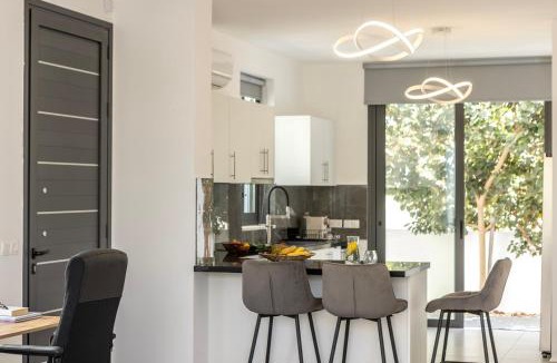 Kapparis House | Seaside Emerald