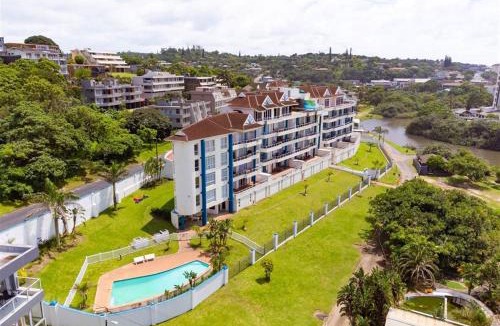 Margate Beach Apartment | Seaside Getaway 2