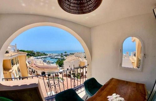 Cabopino Apartment | Seaside Golf haven in Cabopino Marbella