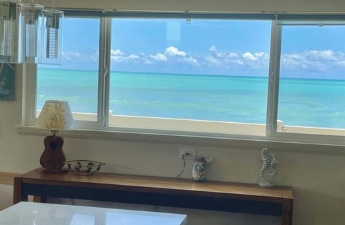 Ewa Cottage | Seaside paradise! Gorgeous view of the ocean from this beach house.