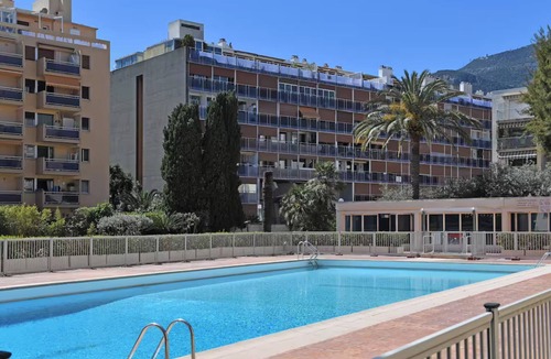 Roquebrune-Cap-Martin Apartment | Seaside studio with pool