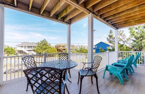 Sandbridge House | Seaside - Silver Lining 202B