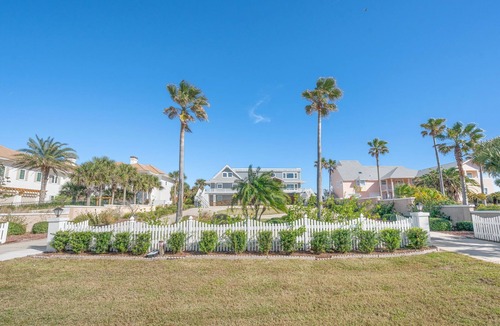 Crescent Beach House | Seaside Splendor, The pinnacle of luxury. Brand New Rental!