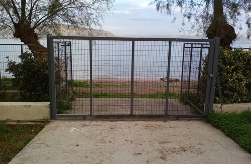 Salamis House | SEASIDE STUDIO on the beach with fully equipped kitchen
