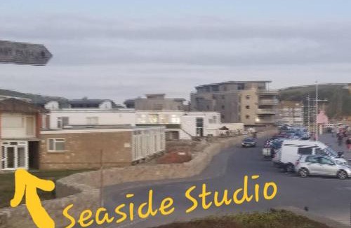 West Bay Apartment | Seaside Studio right on the coastal path.