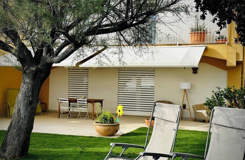 Bonifati Villa | Seaside Villa with private garden