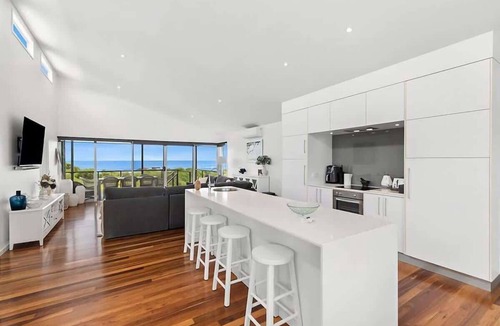 Tomakin House | Seaspray Daze