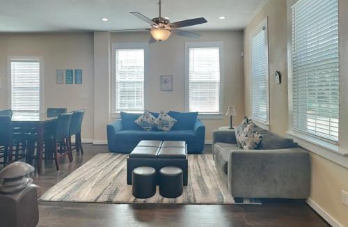 San Jacinto House | Seastar Brm