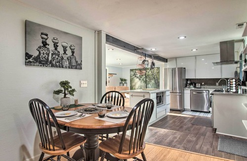 Mountlake Terrace House | Seattle Area Getaway ~ 5 Mi to Puget Sound!