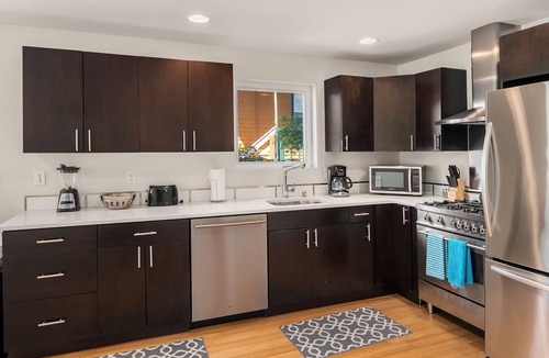 Minor House | Seattle Vacation Home: Capitol Hill - 3 bed/2.5 bath, great location