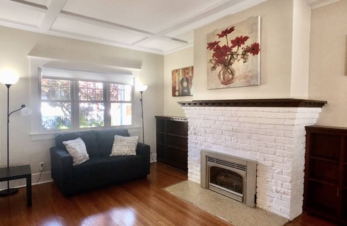 West Queen Anne House | Seattle Vacation Home: Queen Anne - 6 bedroom, sleeps 17!