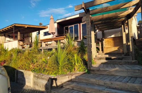 Merita House | Seaview Beach House Karikari