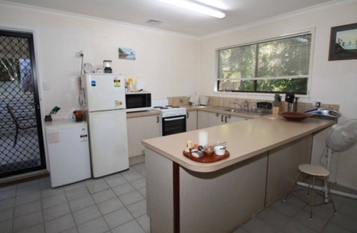 Arcadia House | Seaward Cottage, Nelly Bay