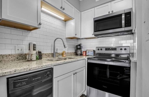 Garden City Condo | Seawatch Condo | Marsh View & Pool | Cozy 2BR | Relaxing Amenities Free Travel Insurance on weekly rentals