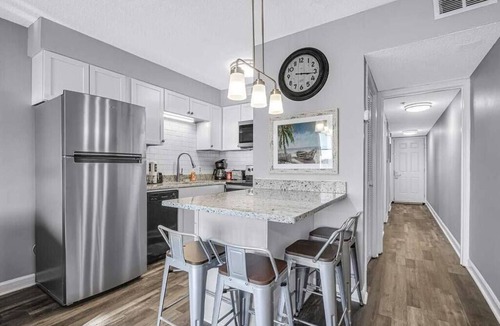 Garden City Condo | Seawatch Condo | Marsh View & Pool | Cozy 2BR | Relaxing Amenities Free Travel Insurance on weekly rentals