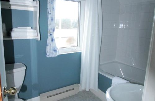Charlos Cove Hotel | Seawind Landing Country Inn