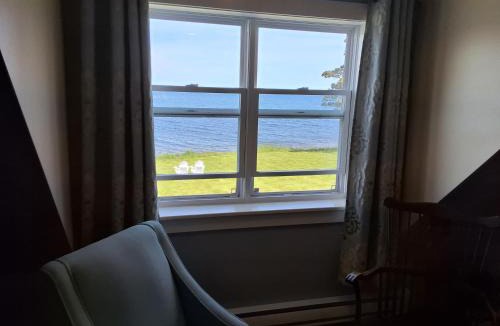 Charlos Cove Hotel | Seawind Landing Country Inn