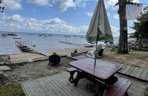 Sebago Cottage | SEBAGO LAKE BEACHFRONT