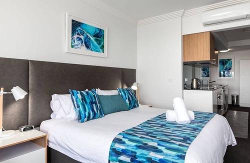 Kiama Hotel | Sebel Harbourside 301, Kiama