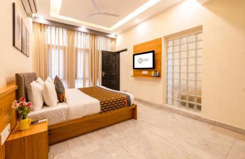 Udyog Vihar Apartment | sec 21 collection