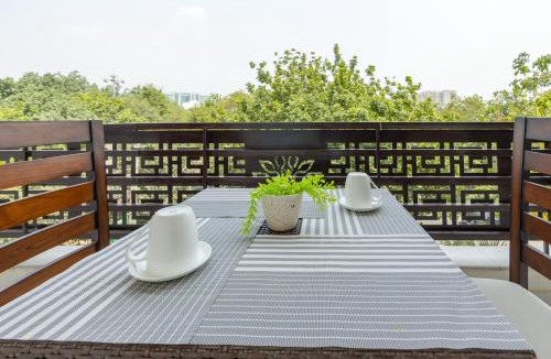 Udyog Vihar Apartment | sec 21 collection