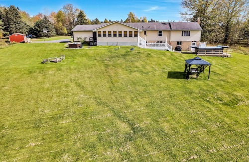 Blakeslee House | Secluded 20 acre Near ski, fish. Hot tub, swim spa