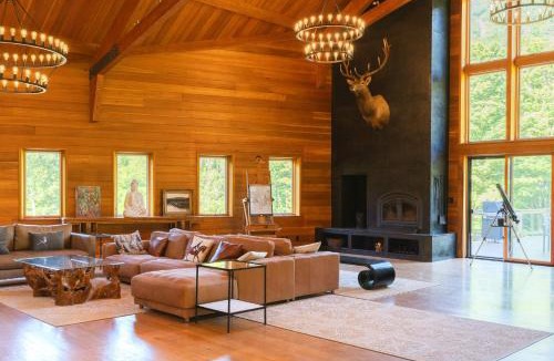 Willow House | Secluded 200 Acre Estate Pool Catskills