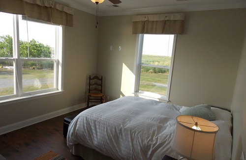 Kaplan Cabin | Secluded 3,500 acre marsh with abundant wildlife and views