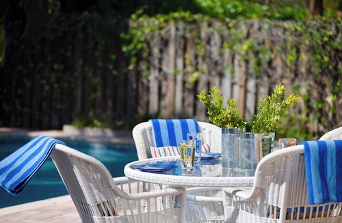 Jupiter House | Secluded 3BR Oasis w/Pool on the River w/Kayaks