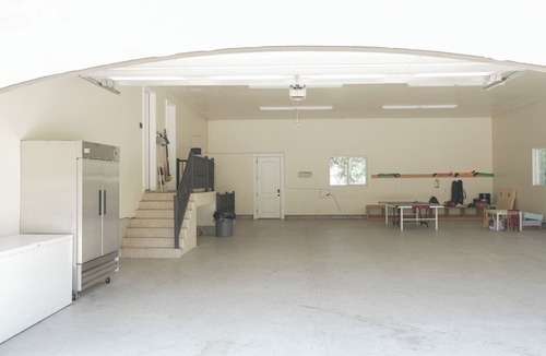 Morgan County House | Secluded and peaceful country home near mountains, reservoir, ski resorts.