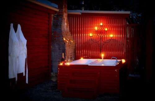 Staveley Cottage | Secluded and Romantic Cottage Getaway in Canterbury, New Zealand