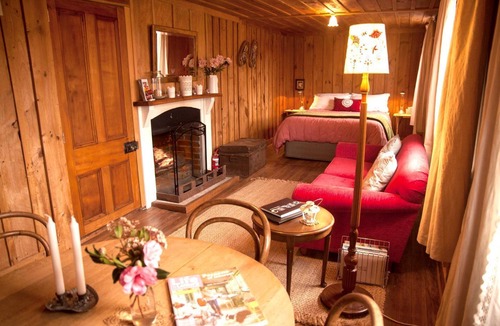 Staveley Cottage | Secluded and Romantic Cottage Getaway in Canterbury, New Zealand