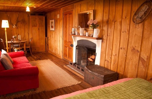 Staveley Cottage | Secluded and Romantic Cottage Getaway in Canterbury, New Zealand