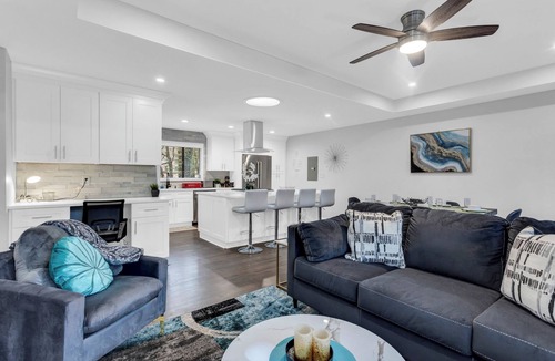 Briarcliff Heights House | Secluded ATL City Retreat with Guest House Pool HotTub BBQ