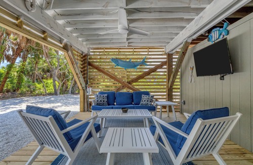Palm Island House | Secluded Beach House w/Private Intercoastal Dock Palm Island Florida Sleeps 11