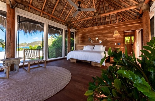 East End Villa | Secluded Beachfront Teepee Villa w/Ocean Views