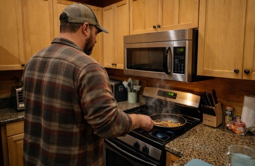 Turtletown Cabin | Secluded Blue Ridge Mountain Cabin near Ocoee River with Firepit