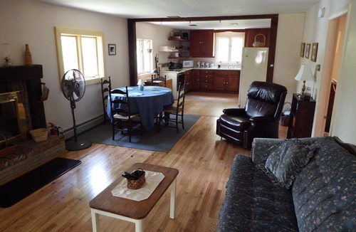 Brookfield Cottage | Secluded But Accessible Cottage on Twin Ponds