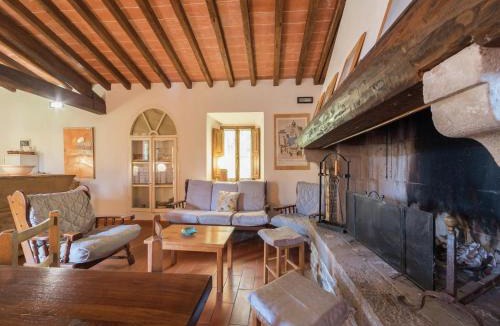 San Marcello Pistoiese Ski Chalet | Secluded Chalet with Pool