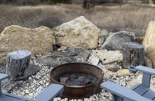 Paluxy House | Secluded Cabin Perfect for Nature and Water Sports Lovers in Texas