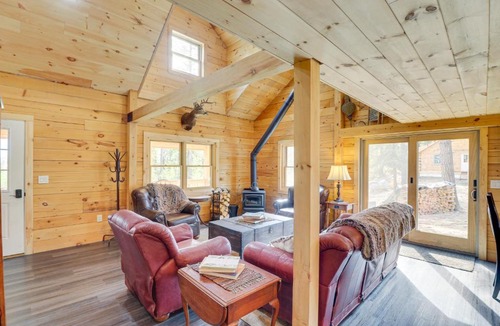 Bigfork House | Secluded Cabin w/Mtn Views ~ 33 Mi to Bigfork!