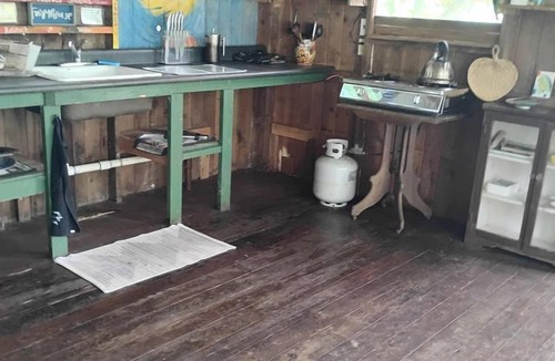 Kapoho House | Secluded Cabin with Private Deck Overlooking Organic Garden in Pahoa, Hawaii
