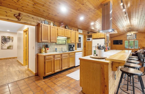 New Era House | Secluded Family- and Pet-Friendly Cottage