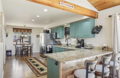 Payson Cabin | Secluded Forest Cabin - Hot Tub, Game Room & Views