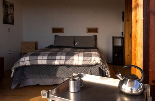 Cantil Cabin | Secluded Glamping Eco-Pod Rental in the Mojave Desert near Ridgecrest, California